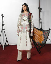 img_jugnu_lahore_lawn_awwal_boutique
