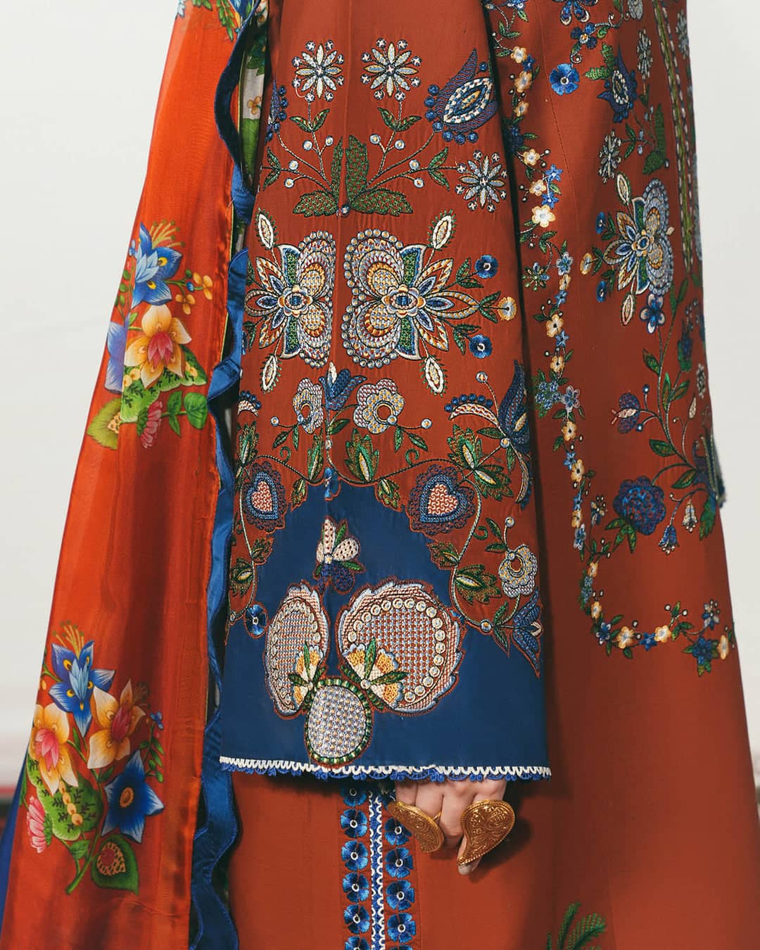 Restocked/Jugnu Lahore Lawn/Tahmi/Rust-Ivory