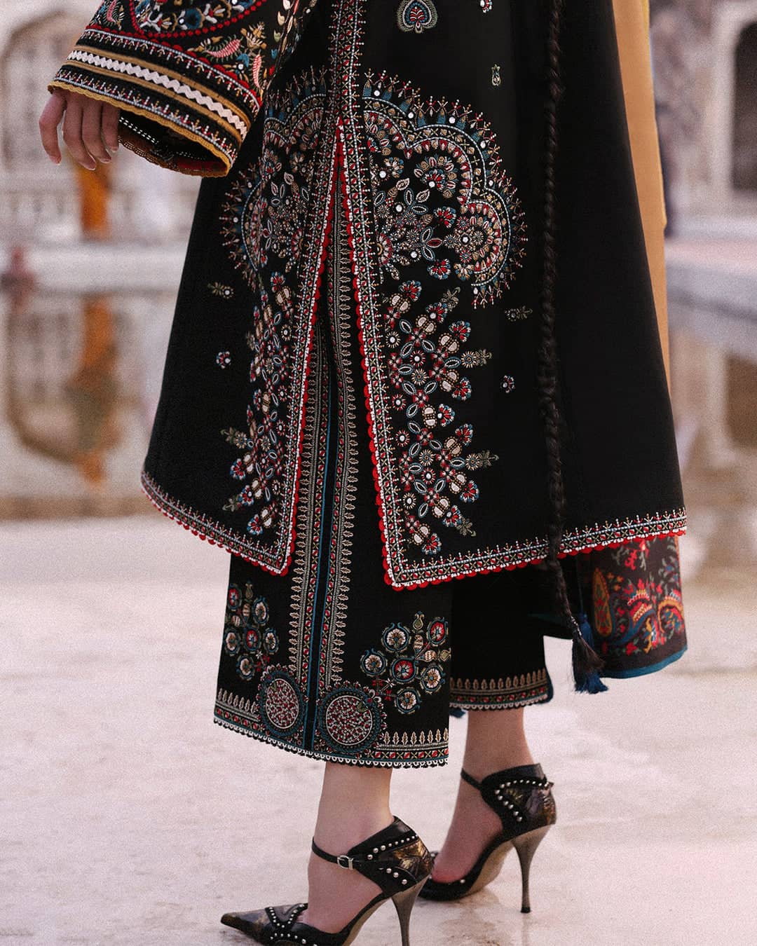 Jugnu Lahore winter Collection Jugnu Lahore/Khaddar/Bejul/Black