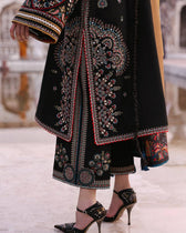 Jugnu Lahore winter Collection Jugnu Lahore/Khaddar/Bejul/Black