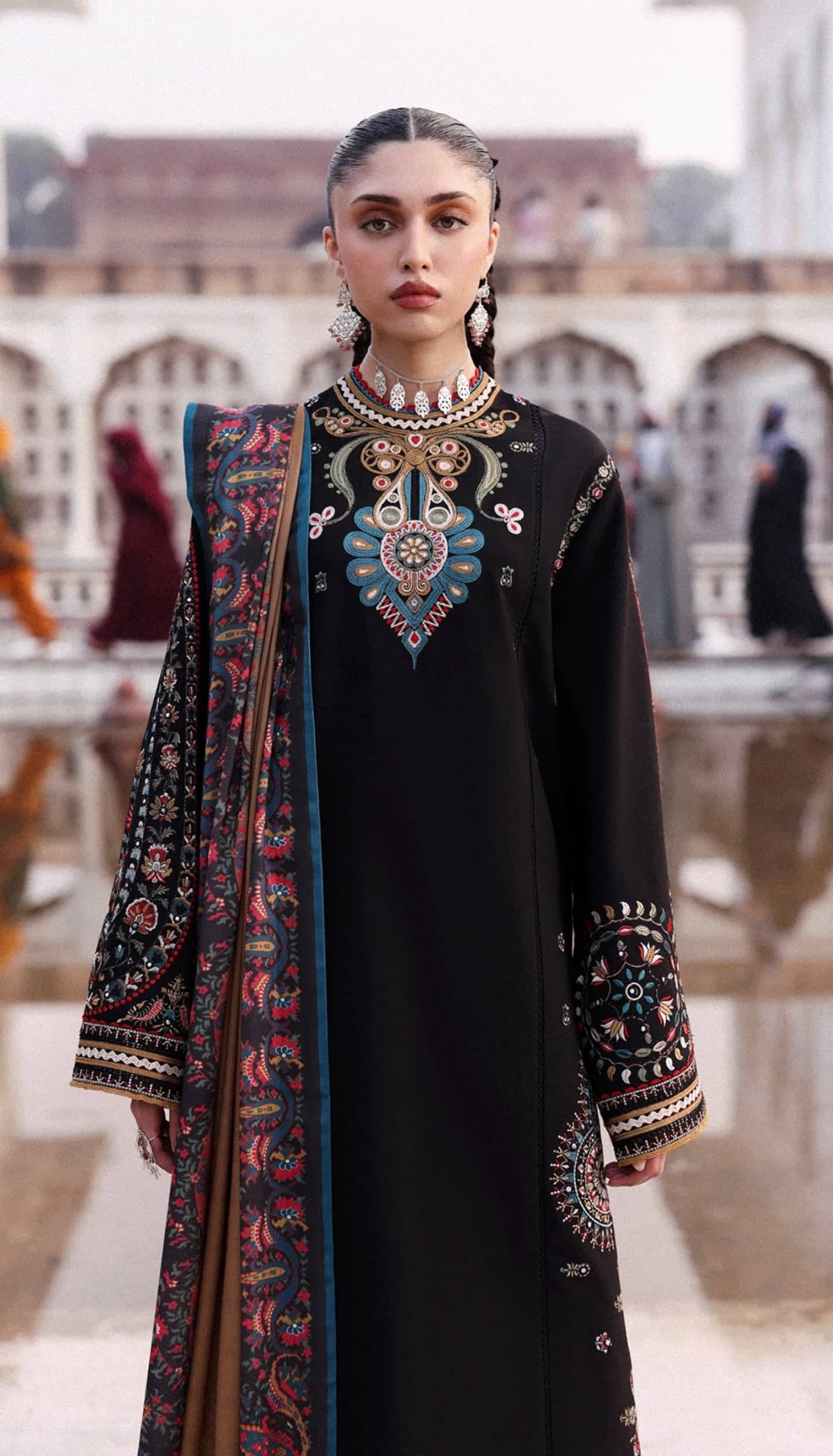 Jugnu Lahore winter Collection Jugnu Lahore/Khaddar/Bejul/Black