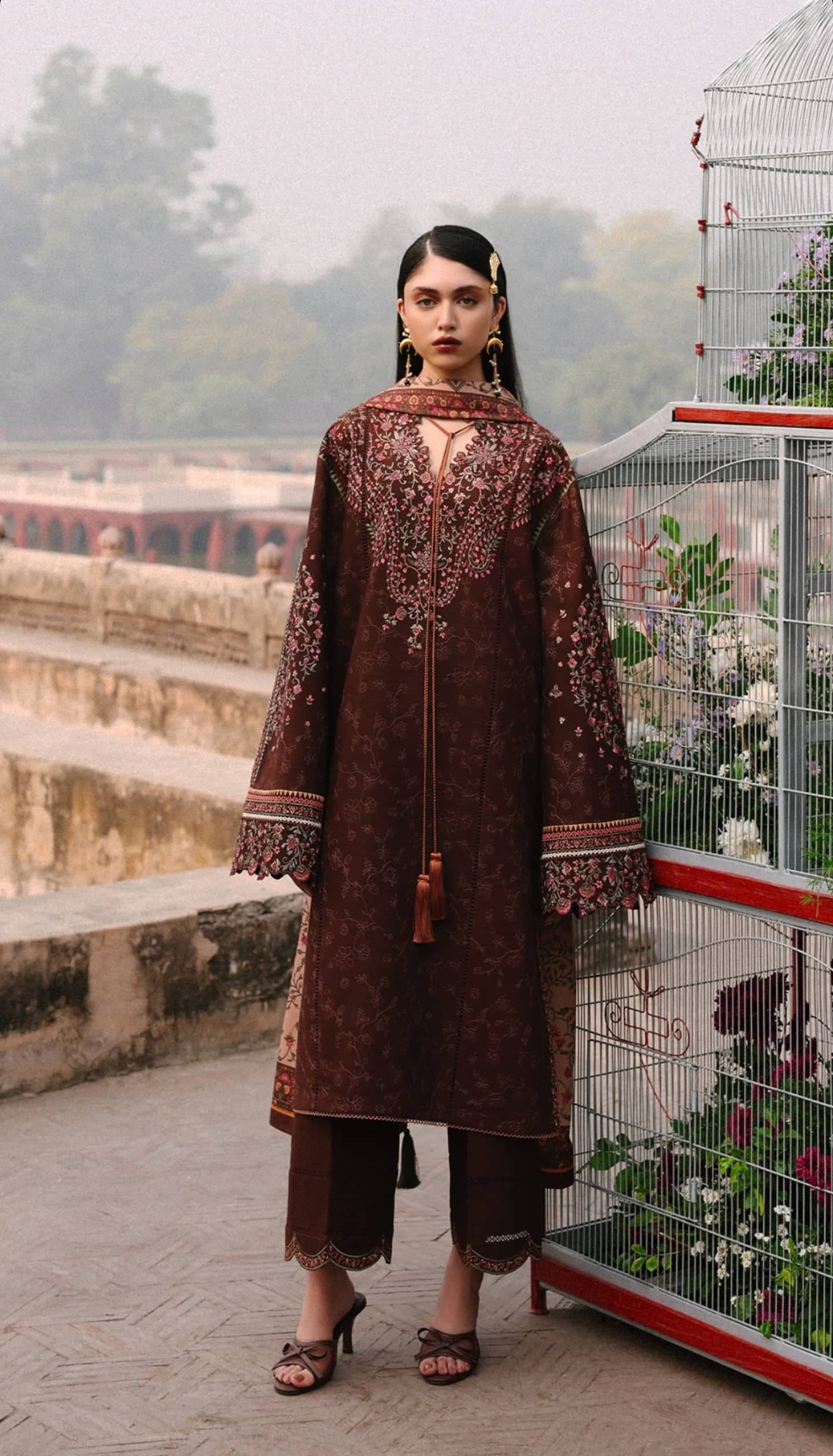 Jugnu Lahore winter Collection Jugnu Lahore/Khaddar/Sena/Deep Brown