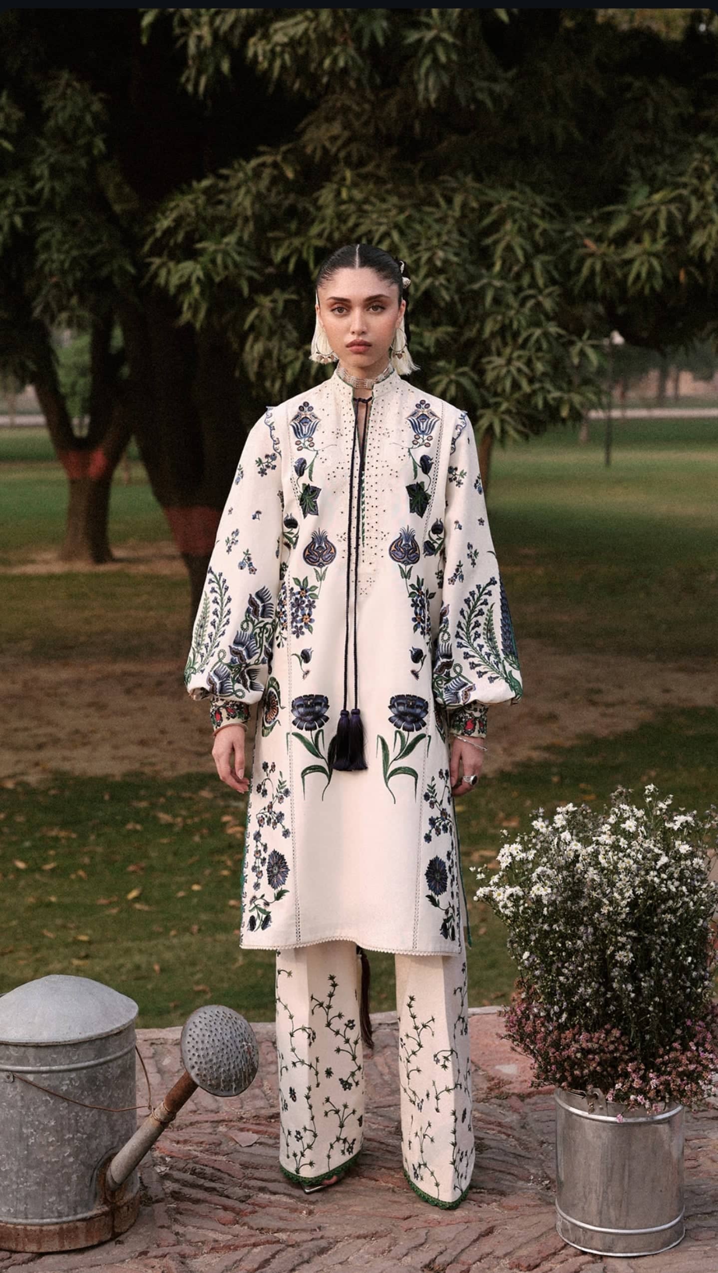 Jugnu Lahore winter Collection Restocked/Jugnu Lahore/Khaddar/Nahro/Ivory