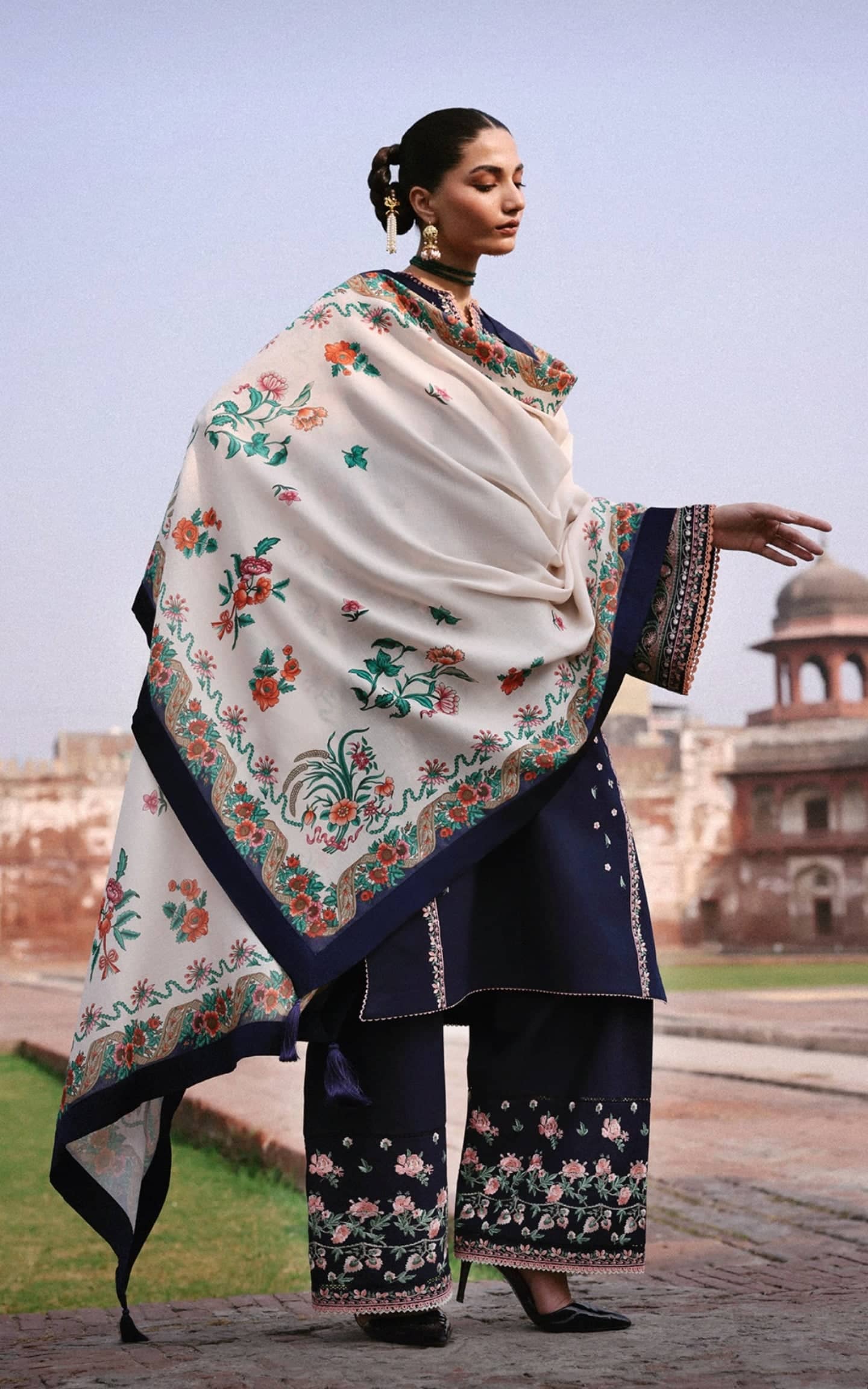 Jugnu Lahore winter Collection Restocked/Jugnu Lahore/Khaddar/Navi/Navy Blue