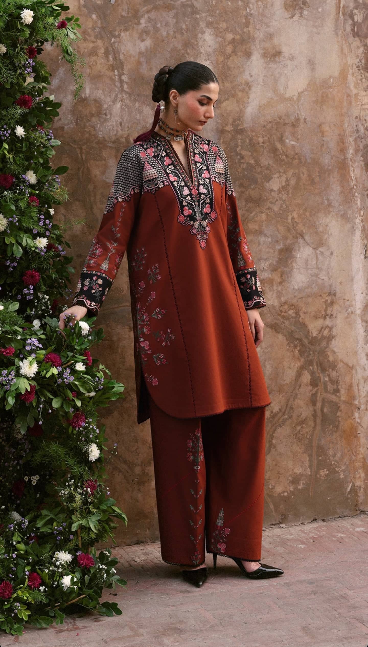 Jugnu Lahore winter Collection Restocked/Jugnu Lahore/Khaddar/Parsa/Rust & Black