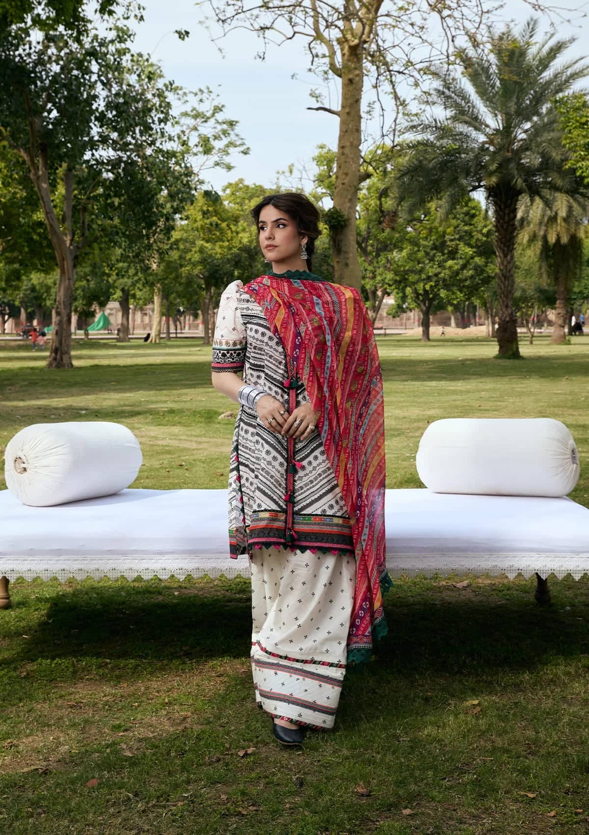 img_kahf_lawn_awwal_boutique