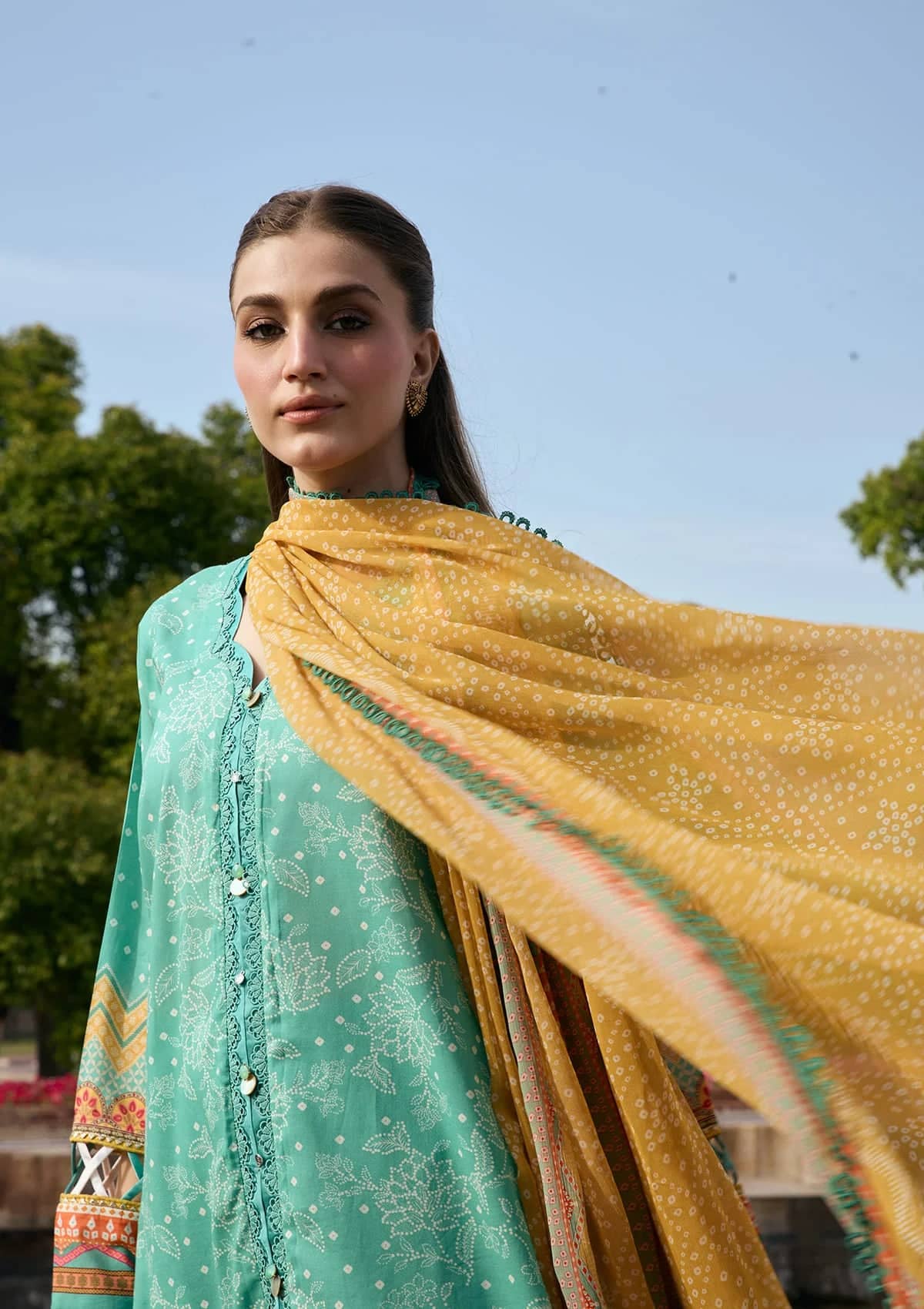 img_kahf_lawn_awwal_boutique