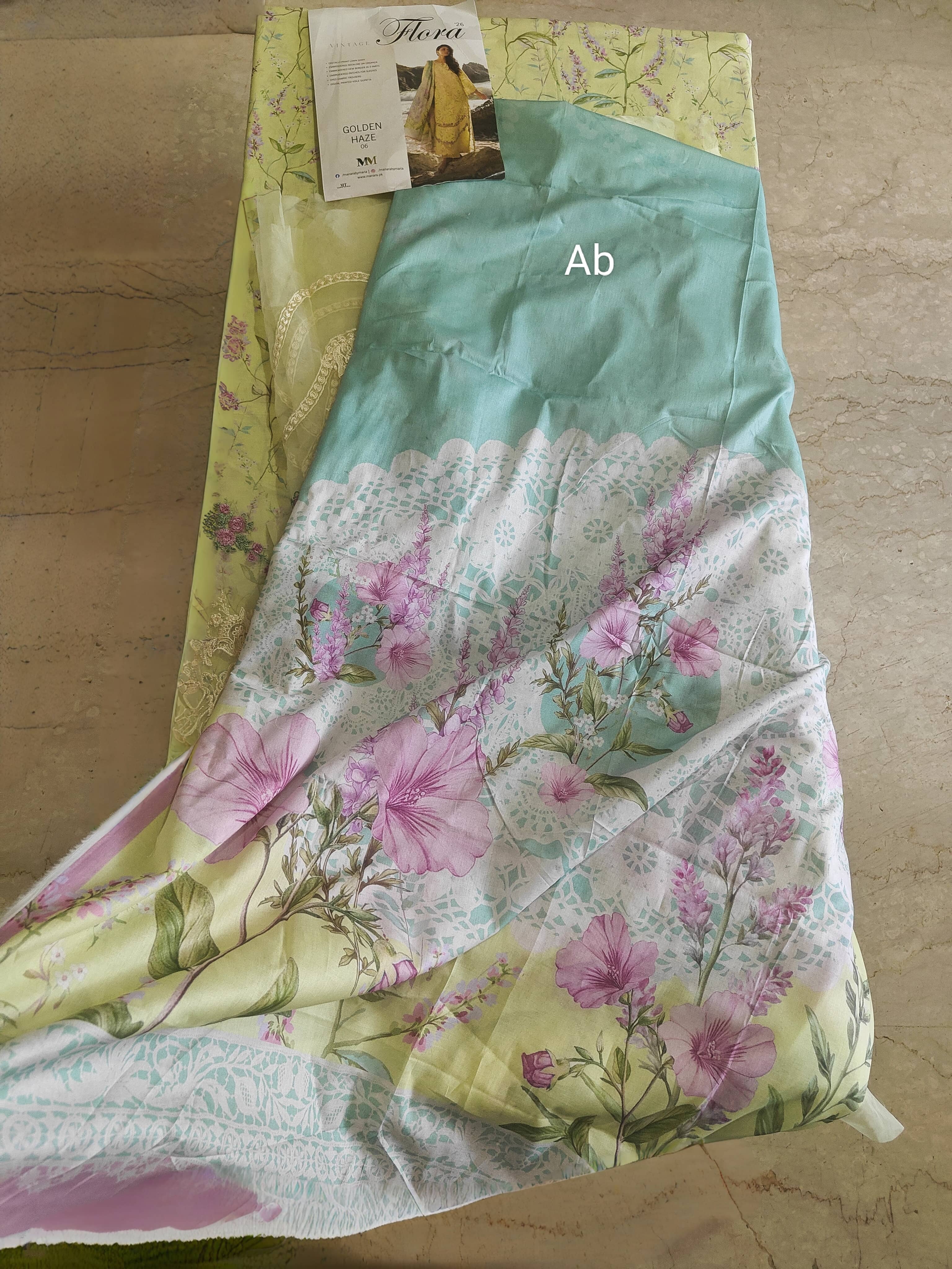 Sale‼️Open Pic/Manara Luxury Lawn 26/Golden Haze/Lime Yellow