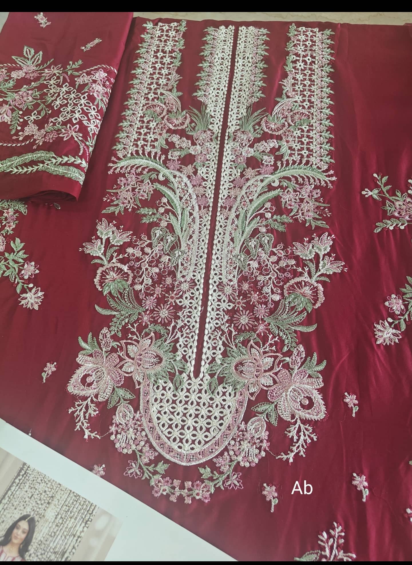 img_kahf_premium_lawn_awwal_boutique