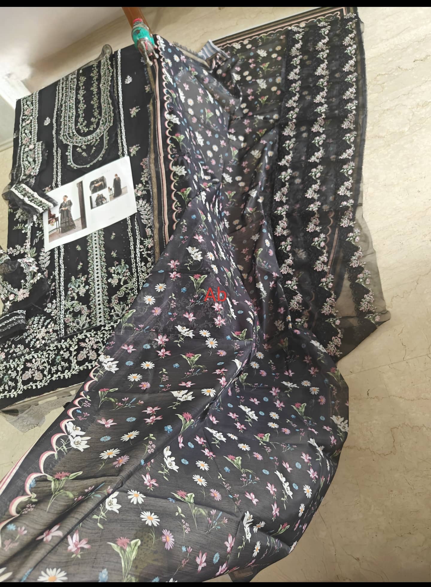 img_kahf_premium_lawn_awwal_boutique