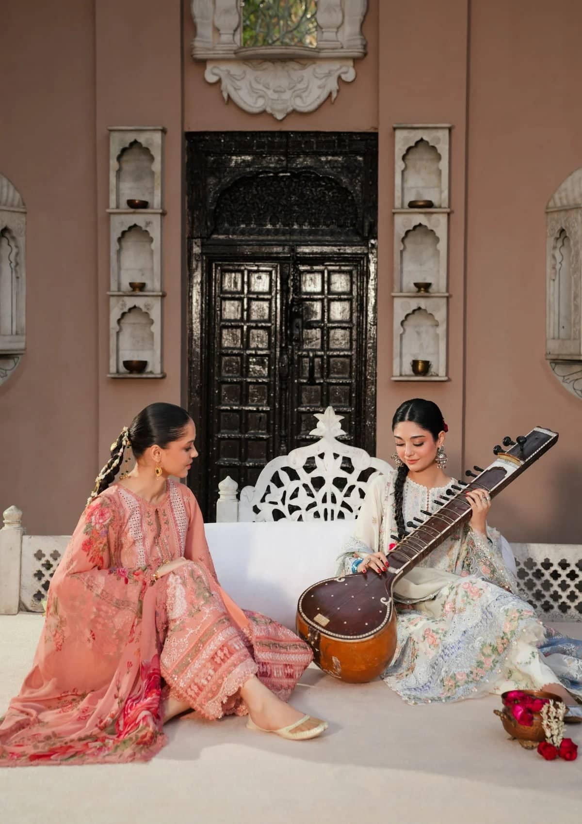 Kahf Premium Lawn 26/KLB-2A NEELOFAR