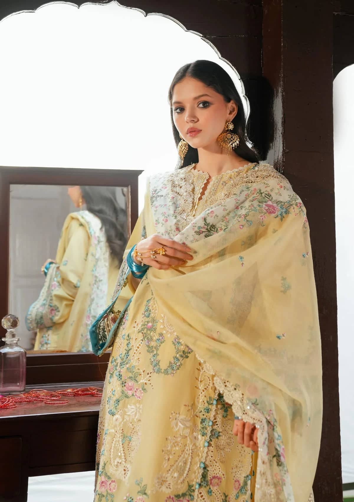 img_kahf_premium_lawn_collection_awwal_boutique