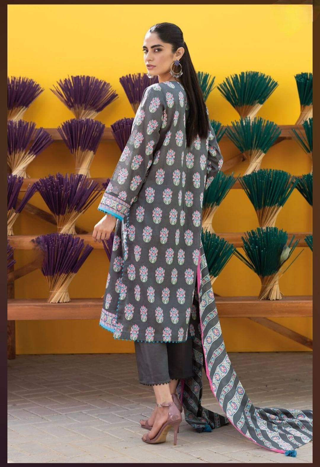 img_khaadi_lawn_24_awwal_boutique