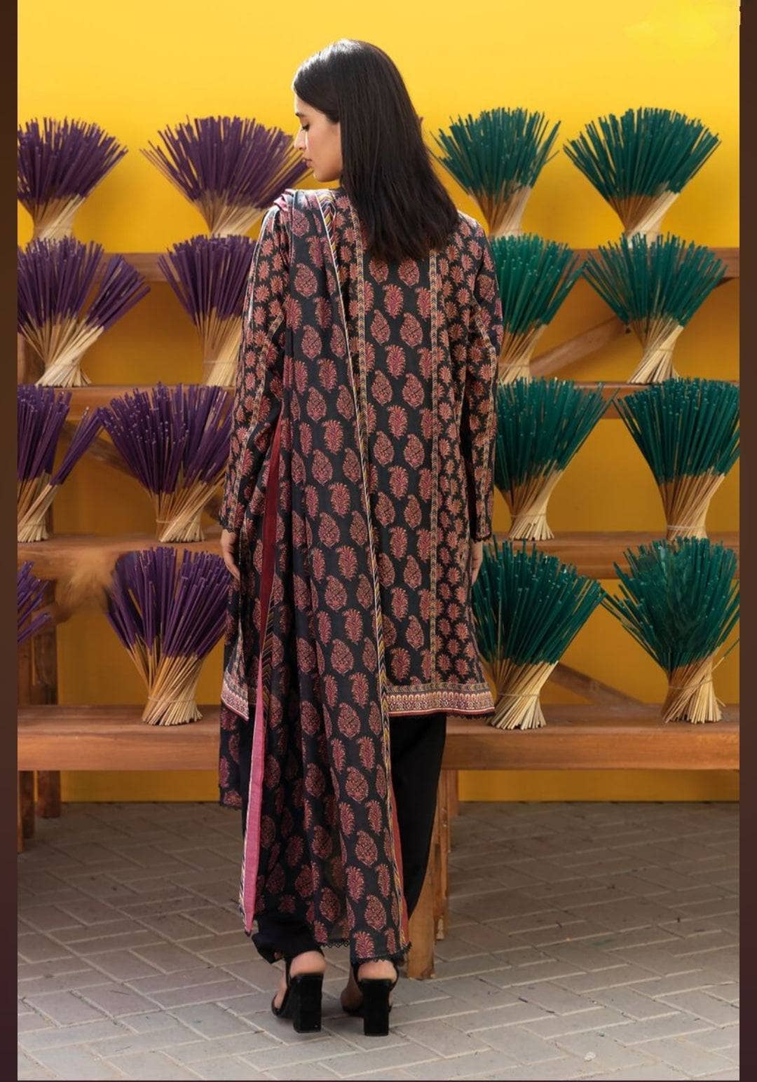 img_khaadi_lawn_24_awwal_boutique