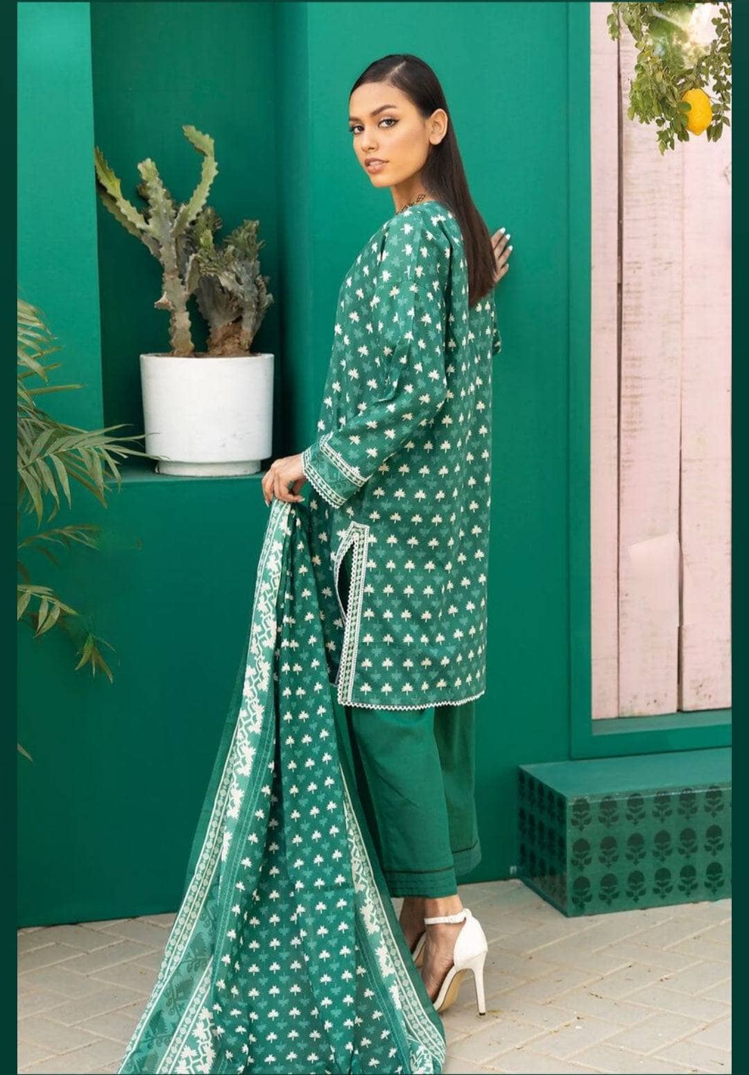 img_khaadi_lawn_24_awwal_boutique