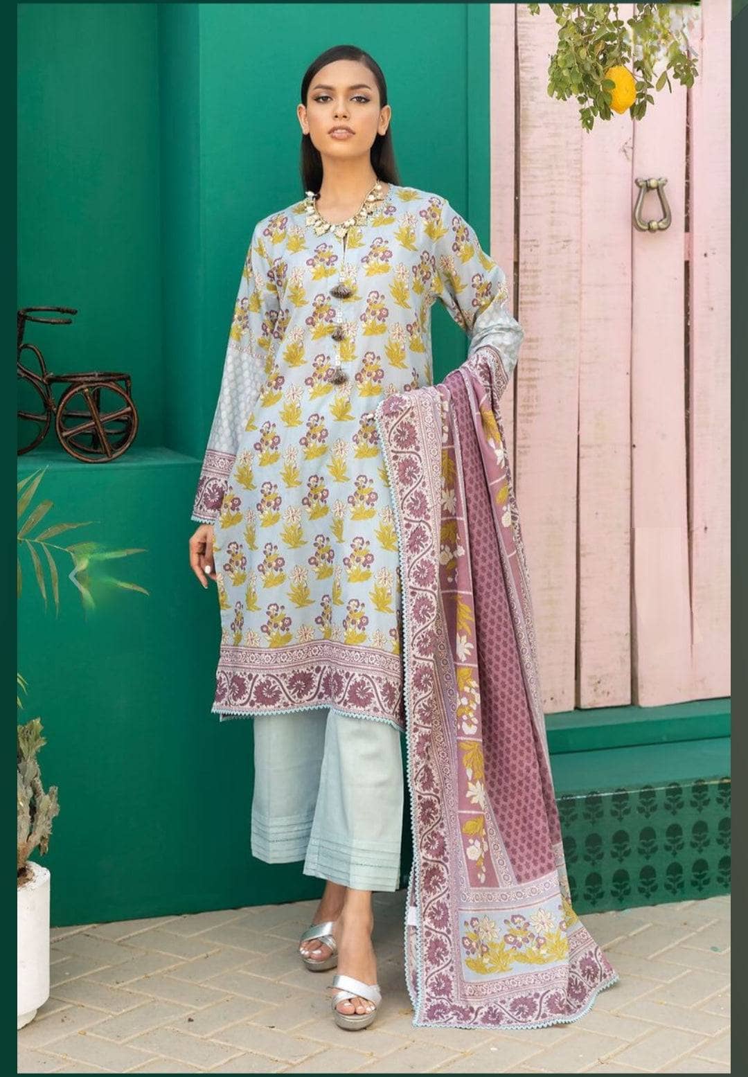 img_khaadi_lawn_24_awwal_boutique
