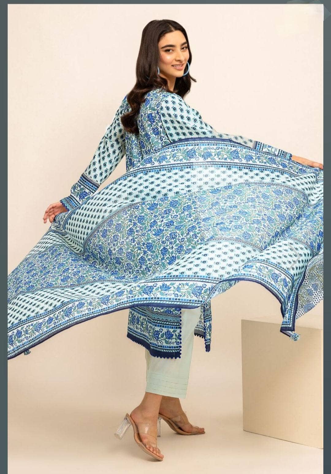 img_khaadi_lawn_24_awwal_boutique