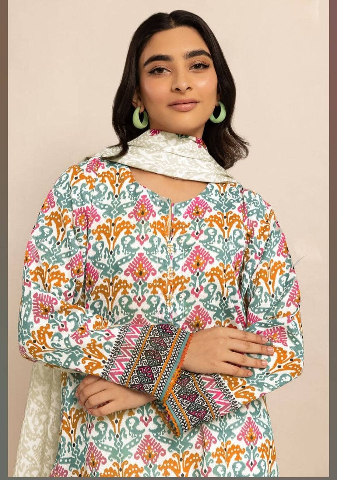 img_khaadi_lawn_23_awwal_boutique