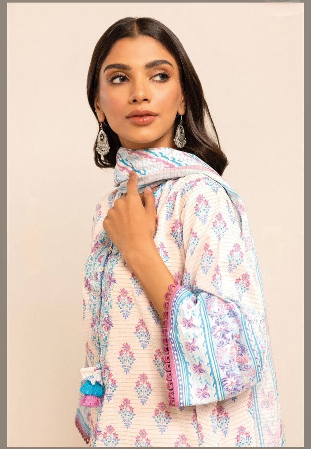 img_khaadi_lawn_24_awwal_boutique