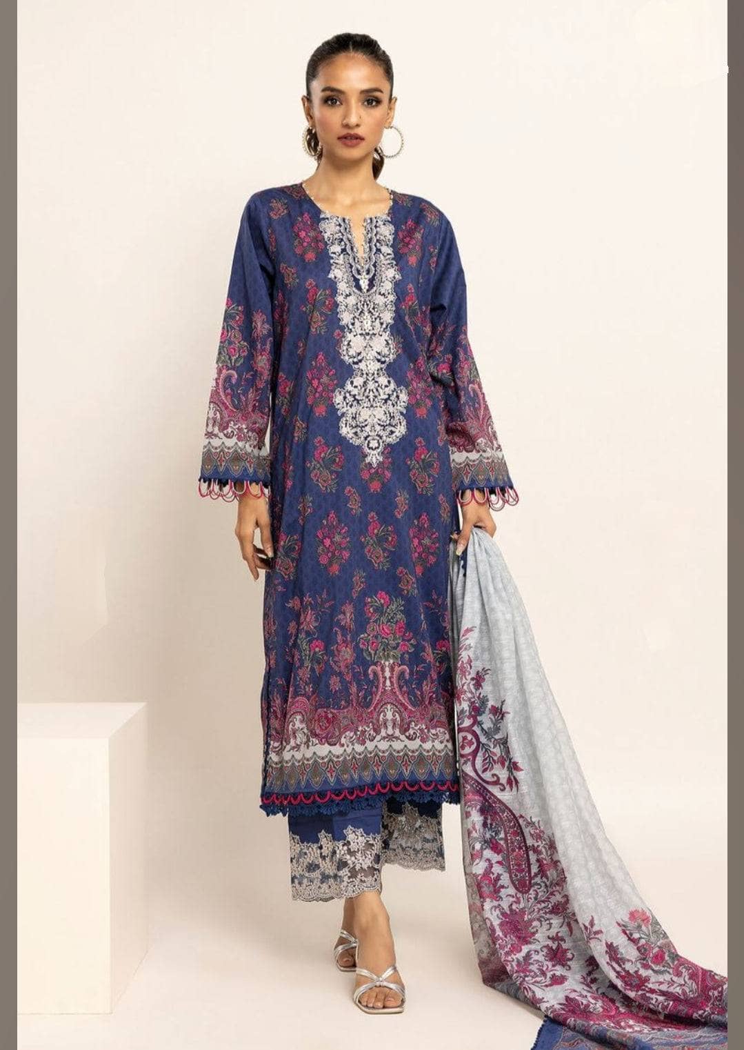 Khaadi Luxury Lawn Collection Khaadi Lawn 24/BCS230908/Shirt Dupatta Bottom Set