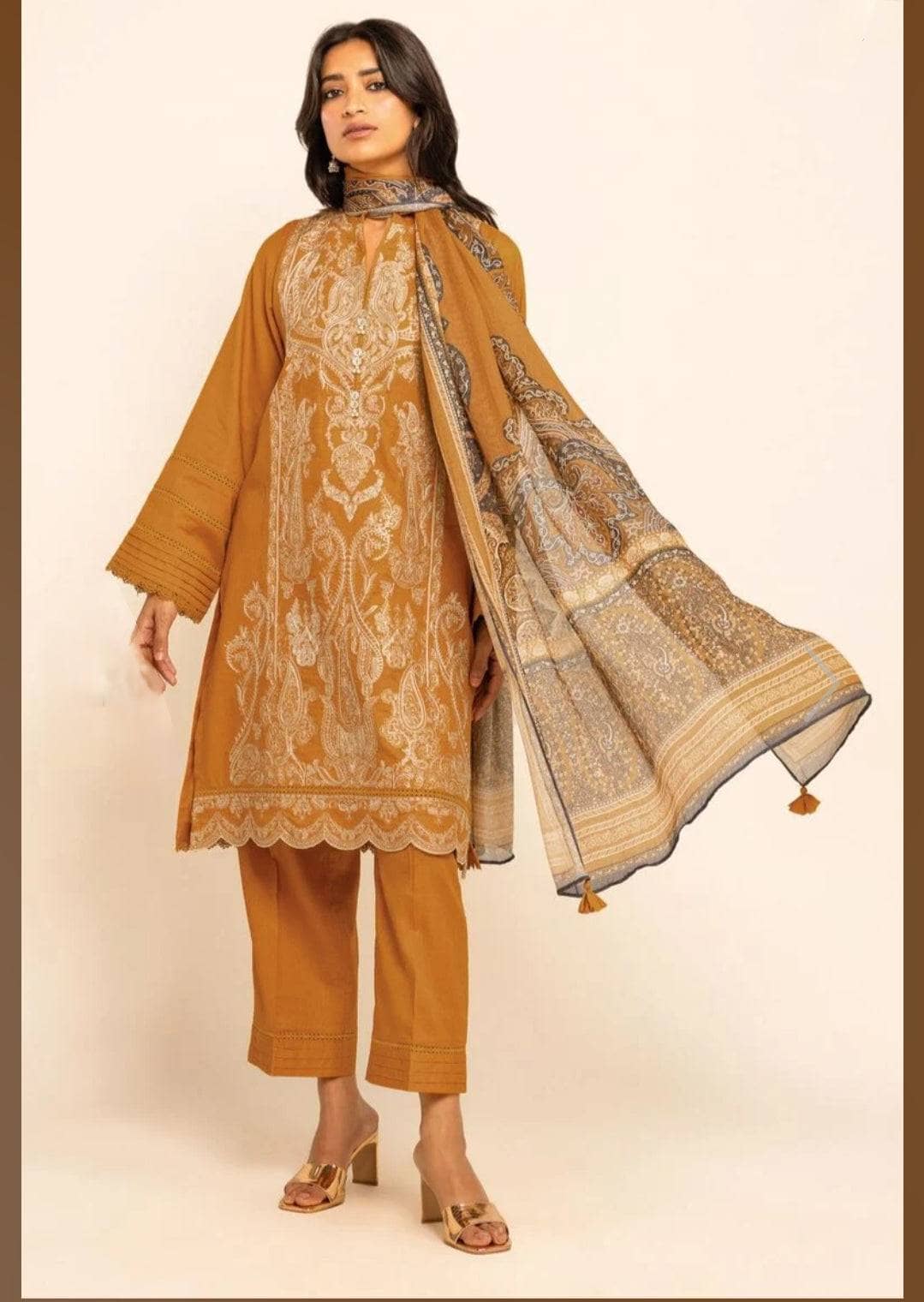 img_khaadi_lawn_24_awwal_boutique