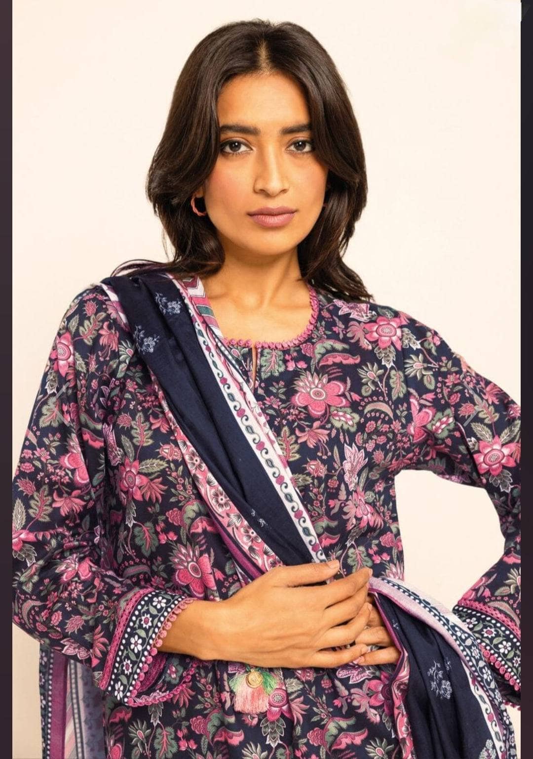 img_khaadi_lawn_24_awwal_boutique
