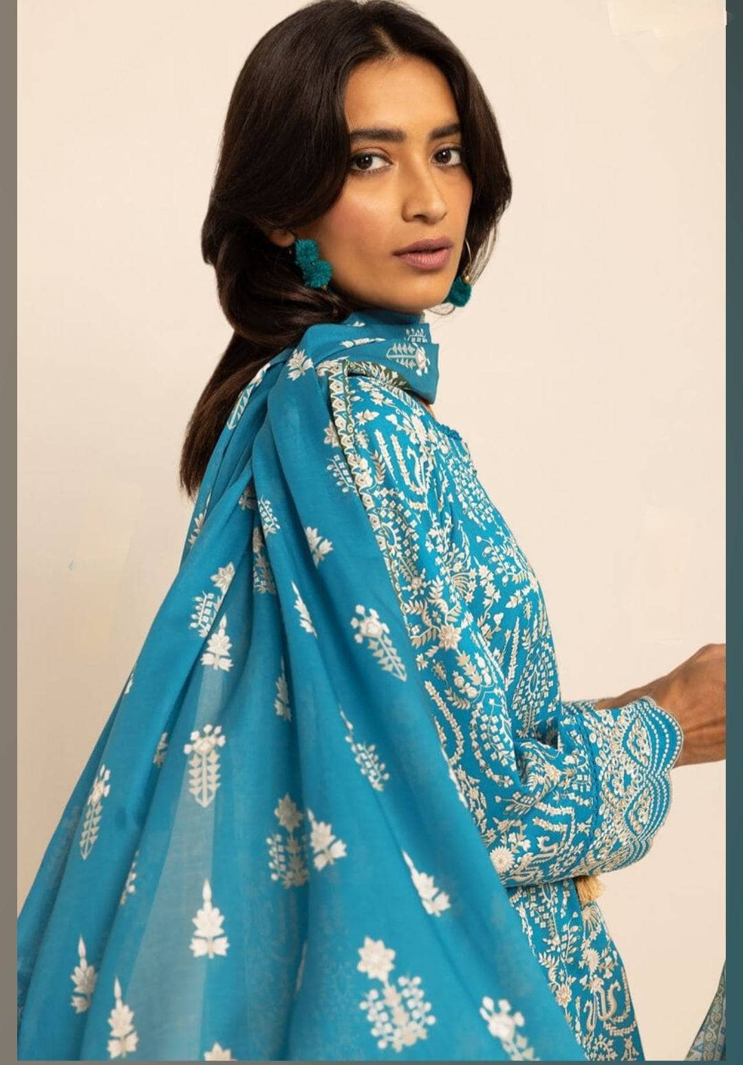 img_khaadi_lawn_24_awwal_boutique