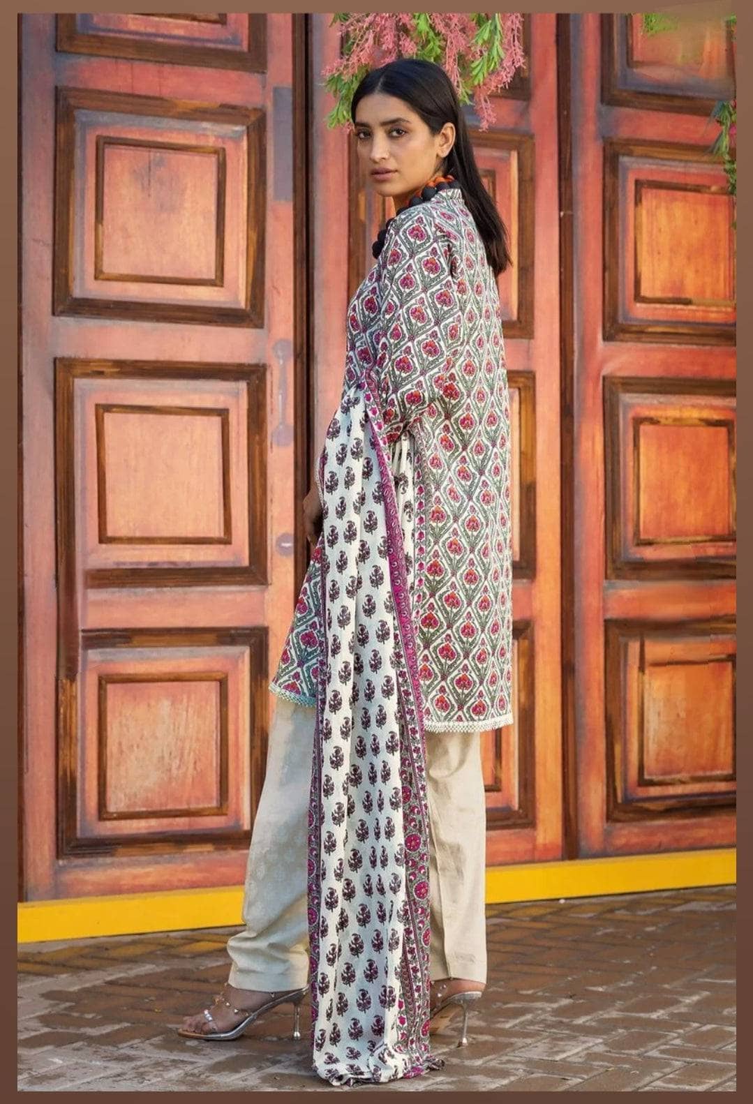 img_khaadi_lawn_24_awwal_boutique
