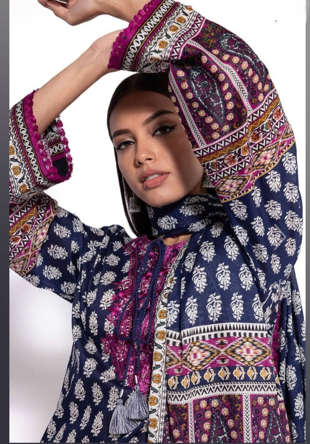 img_khaadi_lawn_24_awwal_boutique