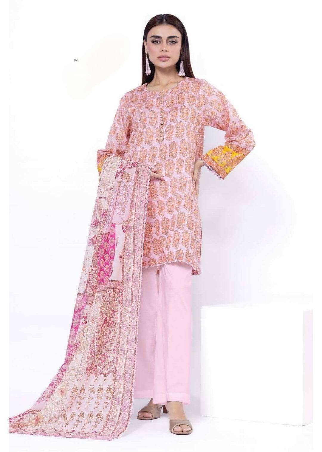 img_khaadi_lawn_25_awwal_boutique