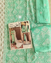 img_khoobsurat_lawn_by_anchal_awwal_boutique