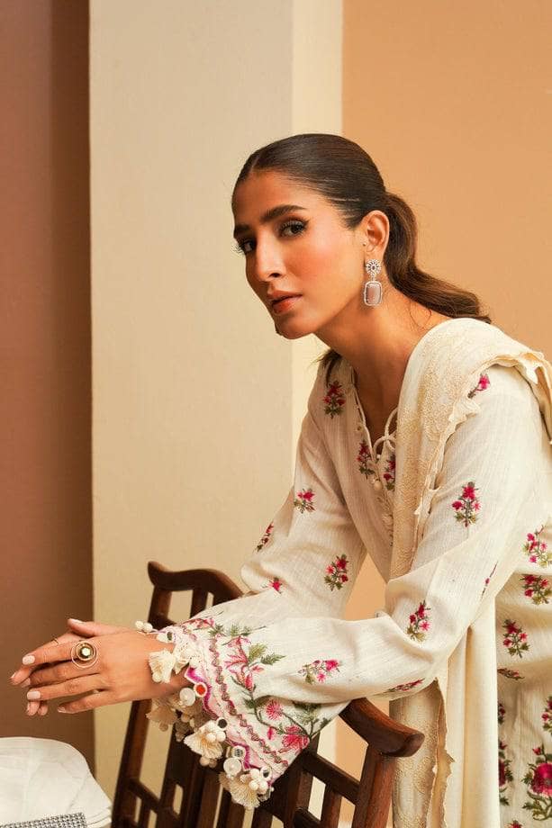 img_sana_safinaz_muzlin_23_awwal_boutique