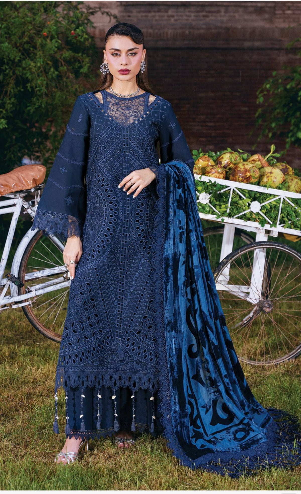 img_mahnur_amelia_luxury_winter_awwal_boutique