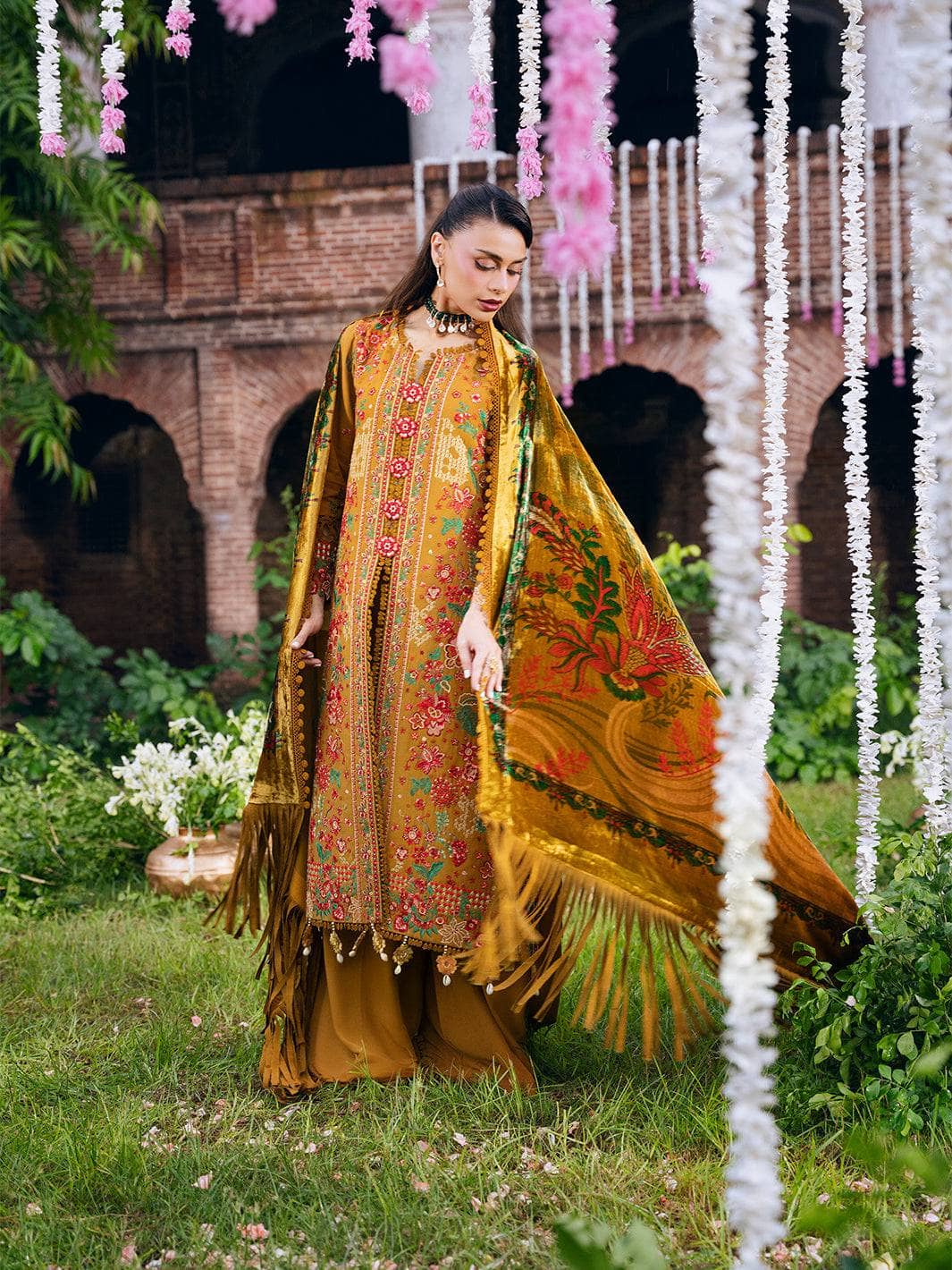 Mahnur Amelia Luxury Winter 26/Velvet Palachi Shawl/Corduroy/Rust Pink & Olive/AM 09