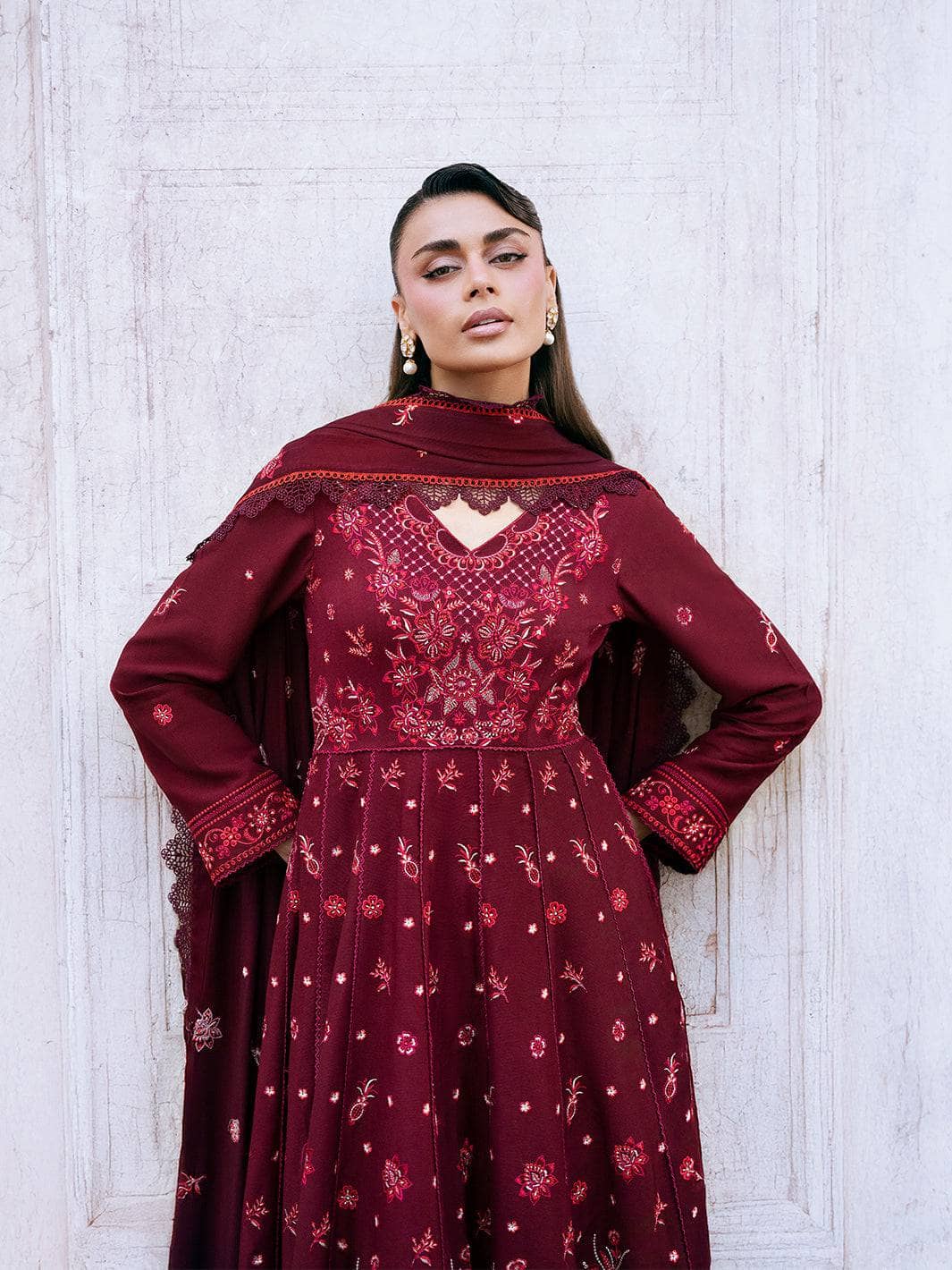 Mahnur Amelia Luxury Winter 26/Wool Shawl/Corduroy/Deep Crimson/AM 11