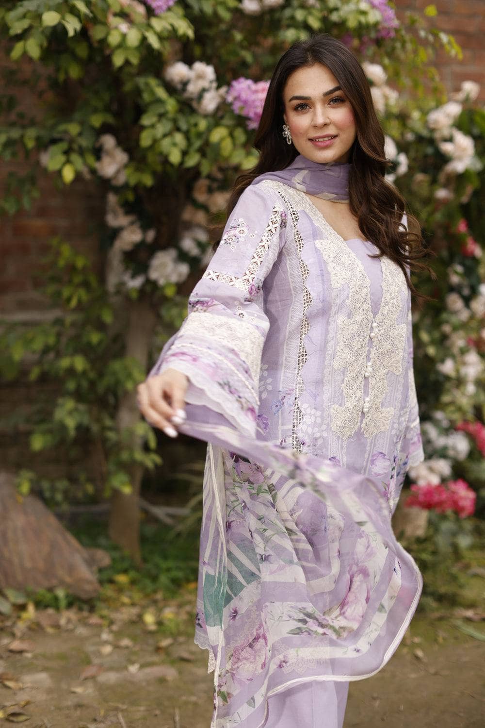 img_manara_by_maria_asif_baig_awwal_boutique