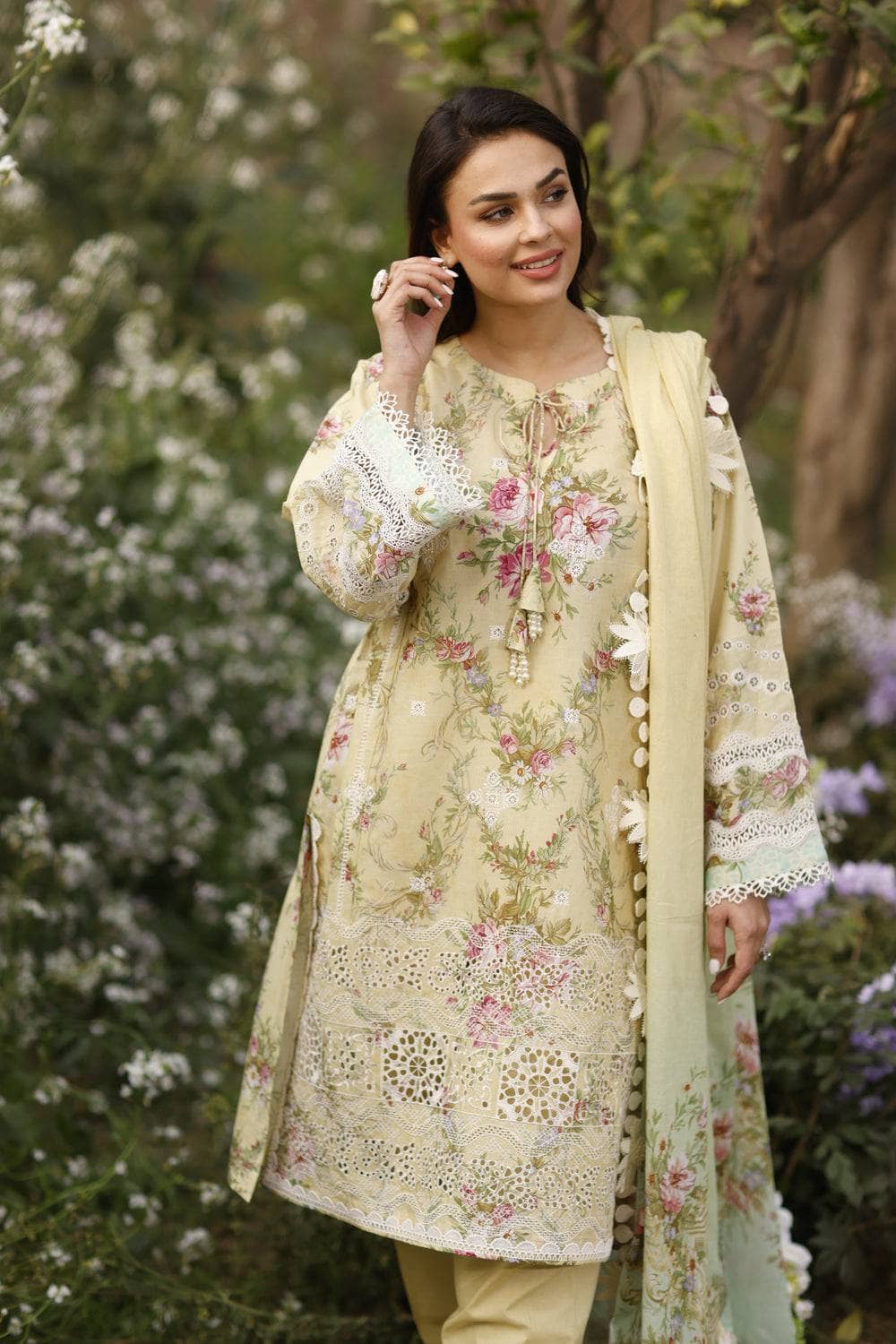 img_manara_by_maria_asif_baig_awwal_boutique