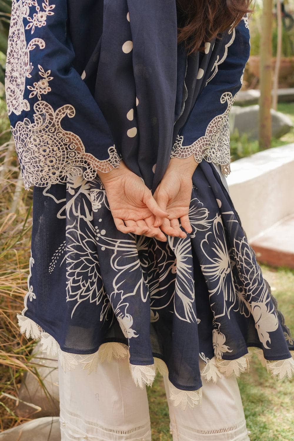 img_manara_by_maria_asif_beig_lawn_awwal_boutique