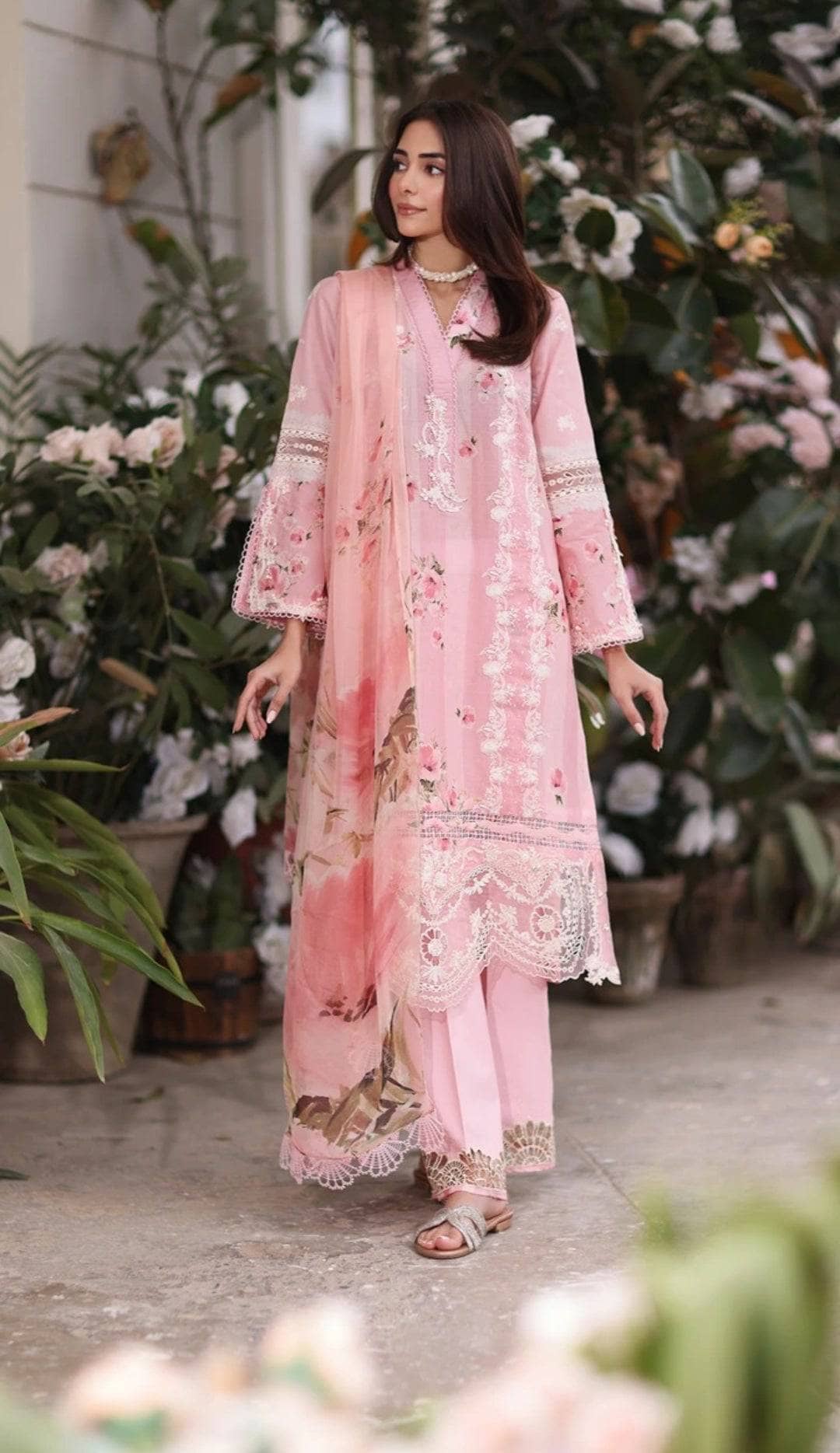 img_manara_by_maria_asif_baig_awwal_boutique