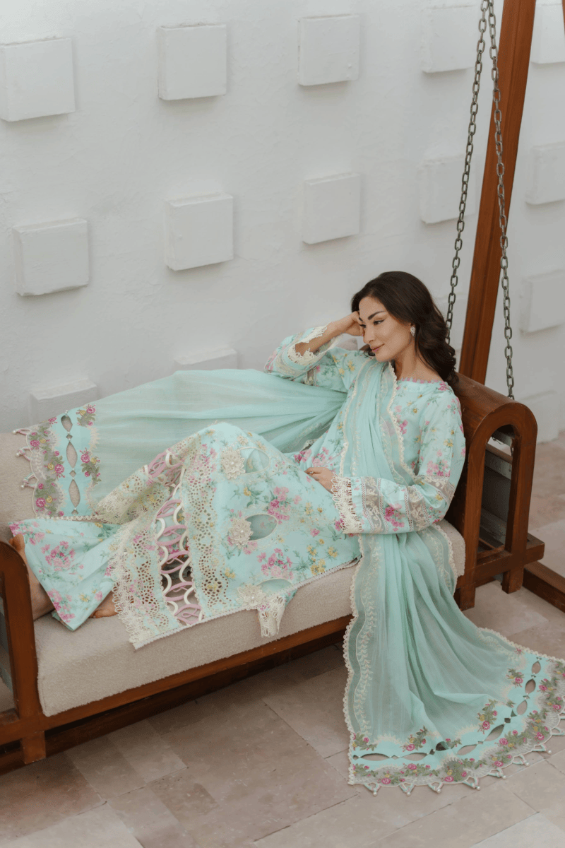 Sale‼️Manara Luxury Lawn 26/Sea Breeze/Aqua