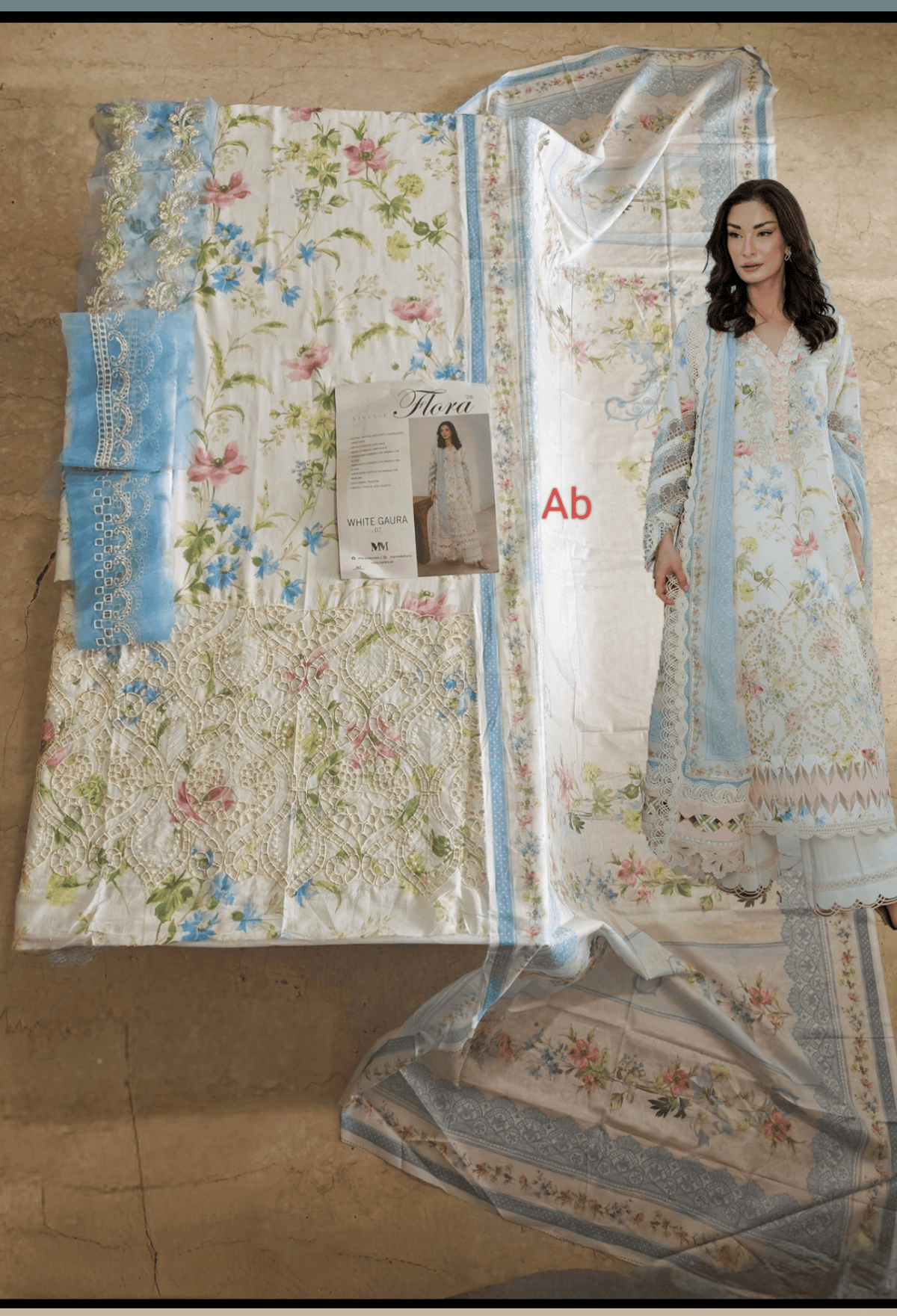 Open Pic/Sale‼️Manara Luxury Lawn 26/White Gaura/Off White 26/