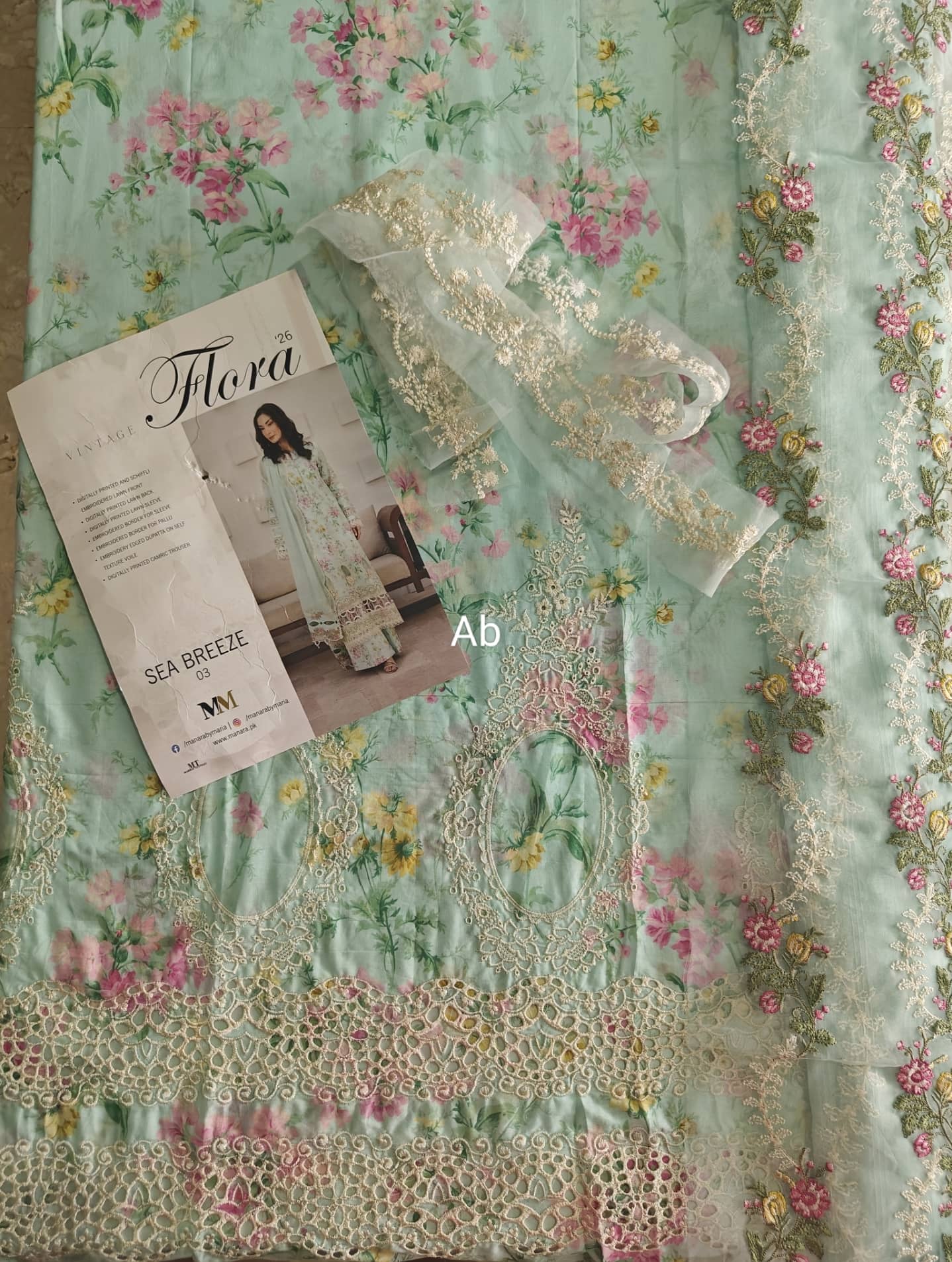 Sale‼️Manara Luxury Lawn 26/Sea Breeze/Aqua