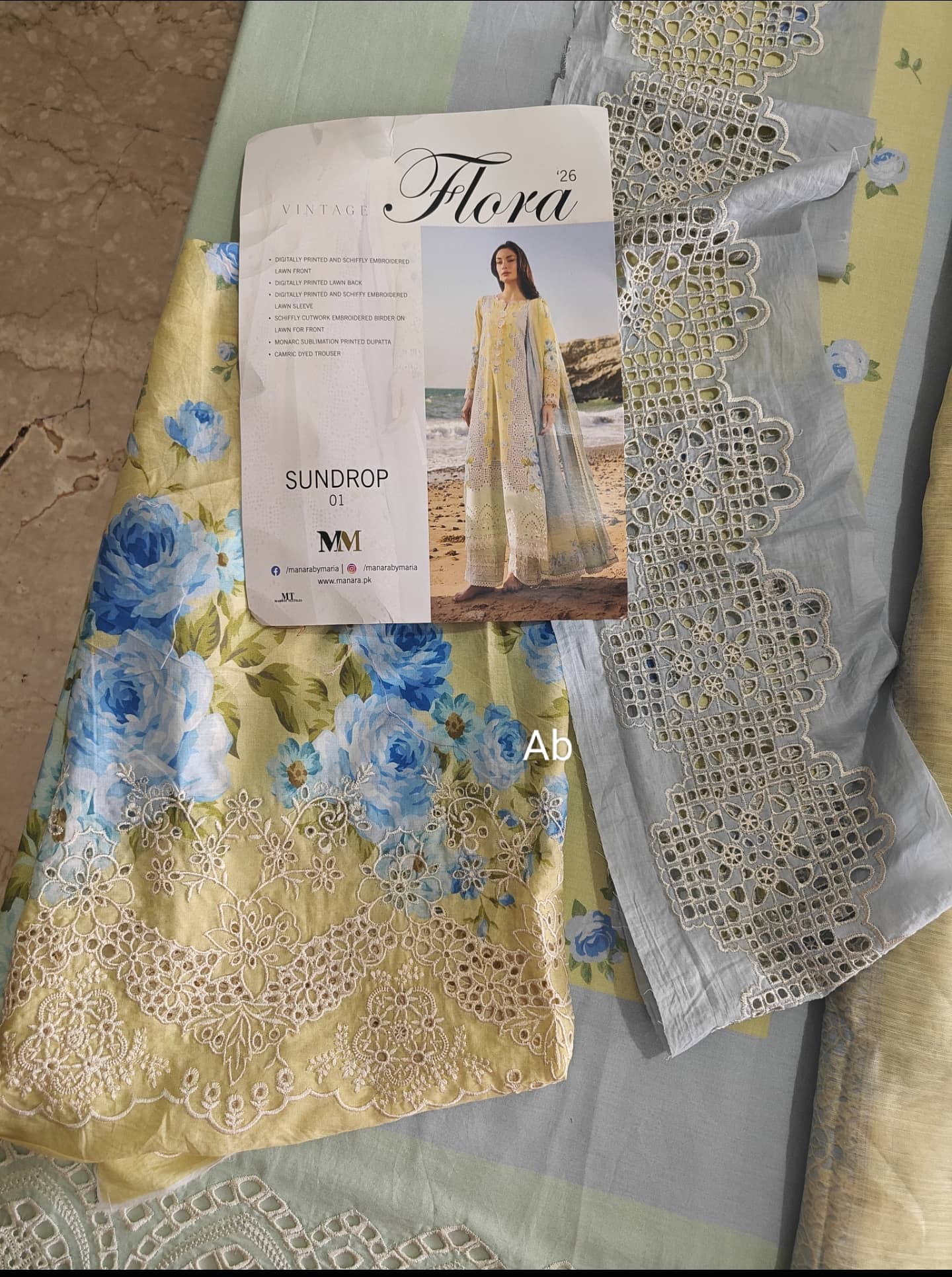 Sale‼️Manara Luxury Lawn 26/Sundrop/Lemon