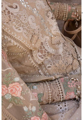 img_maria_b_lawn_24_awwal_boutique