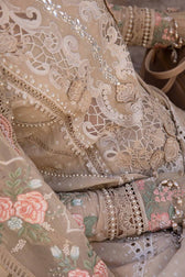 img_maria_b_lawn_24_awwal_boutique