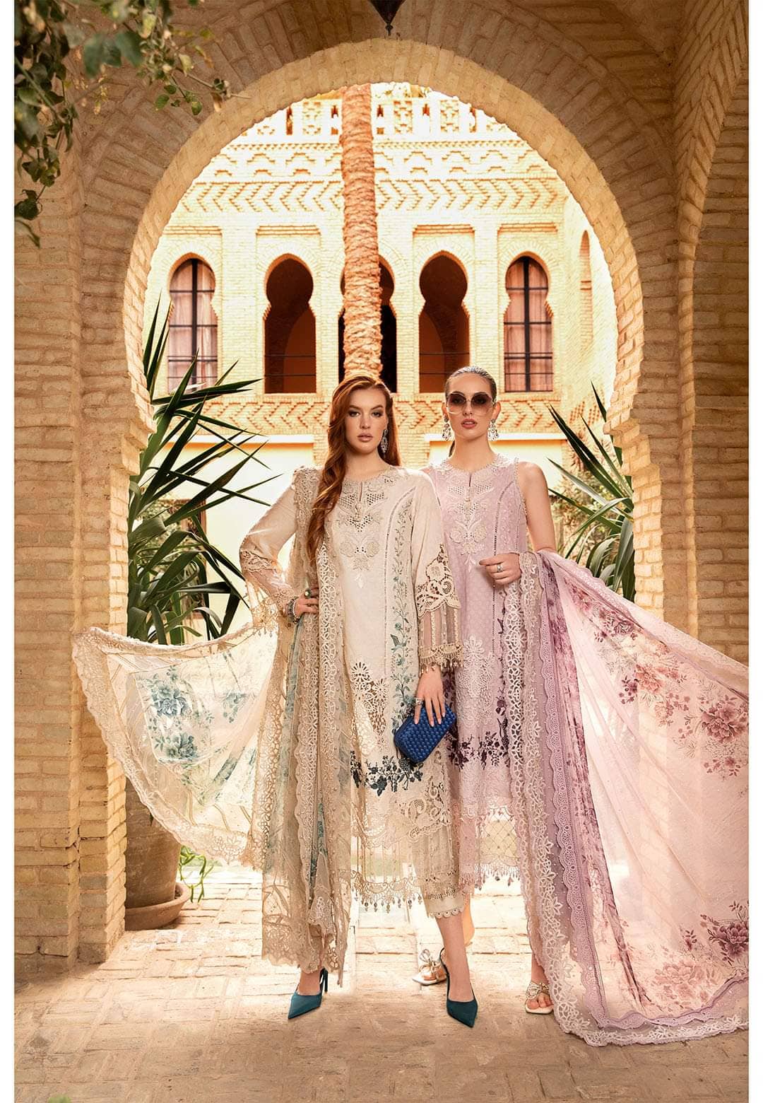 img_maria_b_lawn_24_awwal_boutique