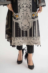 img_maria_b_lawn_24_awwal_boutique