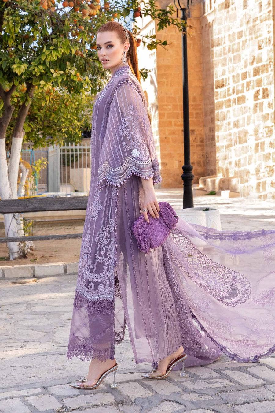 img_maria_b_lawn_24_awwal_boutique