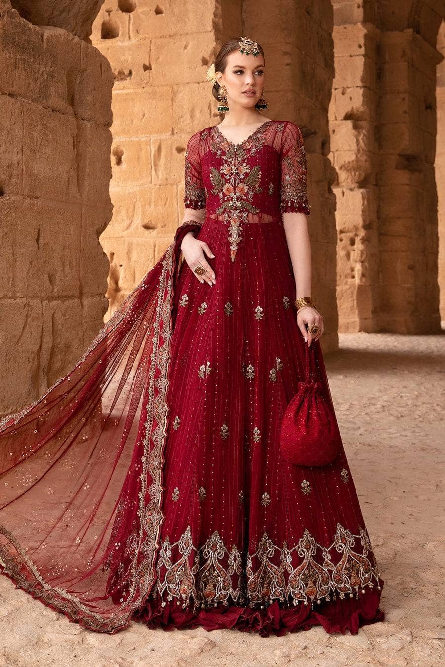 img_maria_b_lawn_24_awwal_boutique