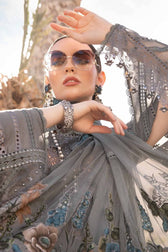 img_maria_b_lawn_24_awwal_boutique